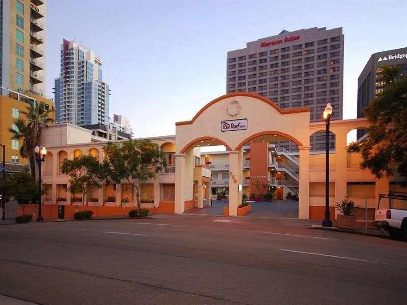 Мотель Baymont By Wyndham San Diego Downtown Экстерьер фото